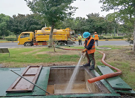 乌苏化油池清理